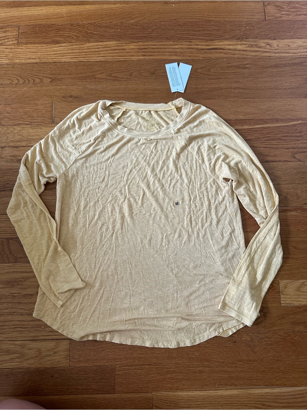 American Eagle Outfitters Light Yellow Long-Sleeve Scoop Neck Top